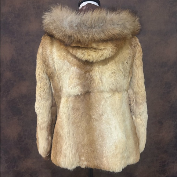 Real fur coat - Picture 4 of 9